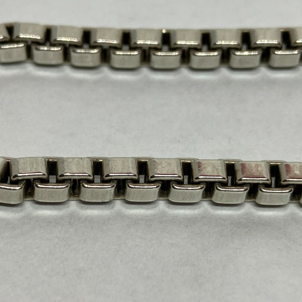 Tiffany & Co. Venetian Link Bracelet Size 7 1/4" - Picture 7 of 7